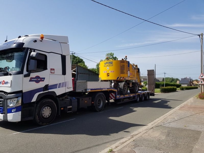 Porte-engins ou porte-chars, pour les engins de chantier et le matériel roulant du BTP