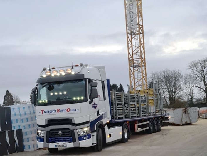 Transport de matériaux sur les chantiers de construction et les BTP par plateau (27)